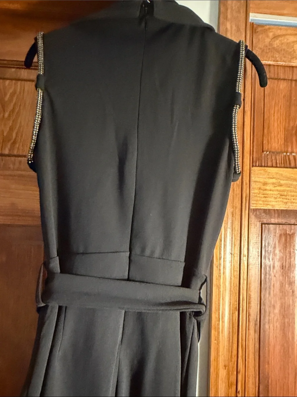 Sleeveless Black Belted Wide-Leg Jumpsuit - Picture 4 of 6